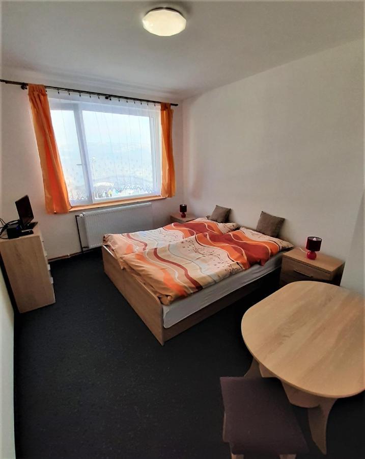 Ubytování U Janičky Klíny Exterior foto